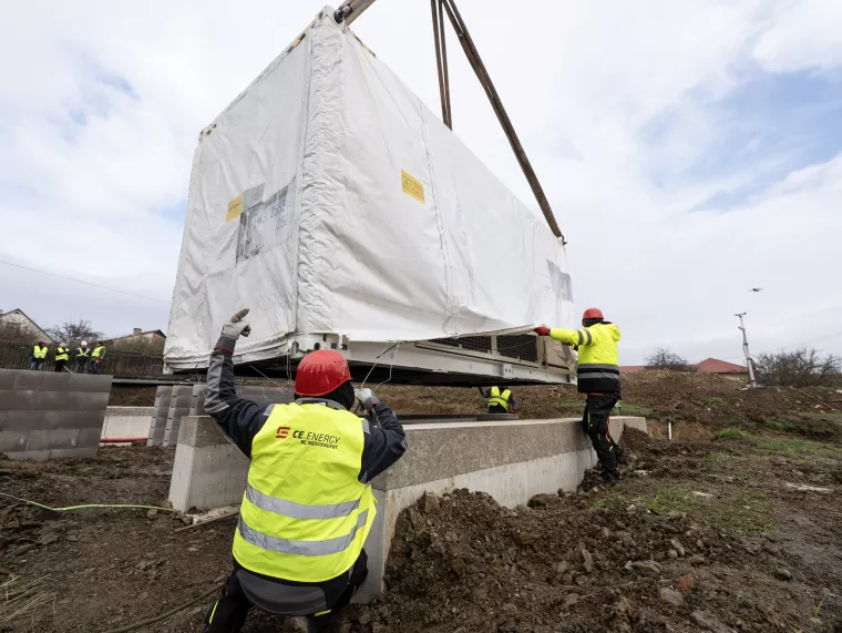 Německý boom bateriových úložišť inspiruje Evropu. CE.ENERGY realizuje klíčové projekty v České síti
